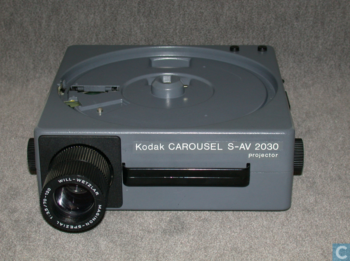 Kodak Carousel S-AV 2030 diaprojektori 1vrk vuokra