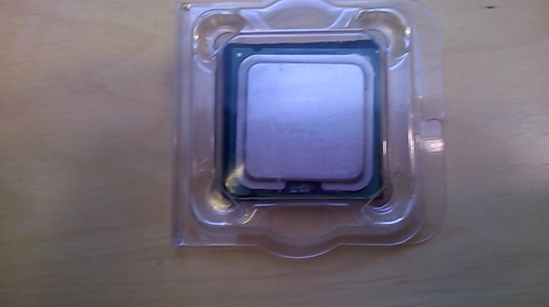 Intel Pentium D 805 (SL8ZH) 2.66GHz LGA755